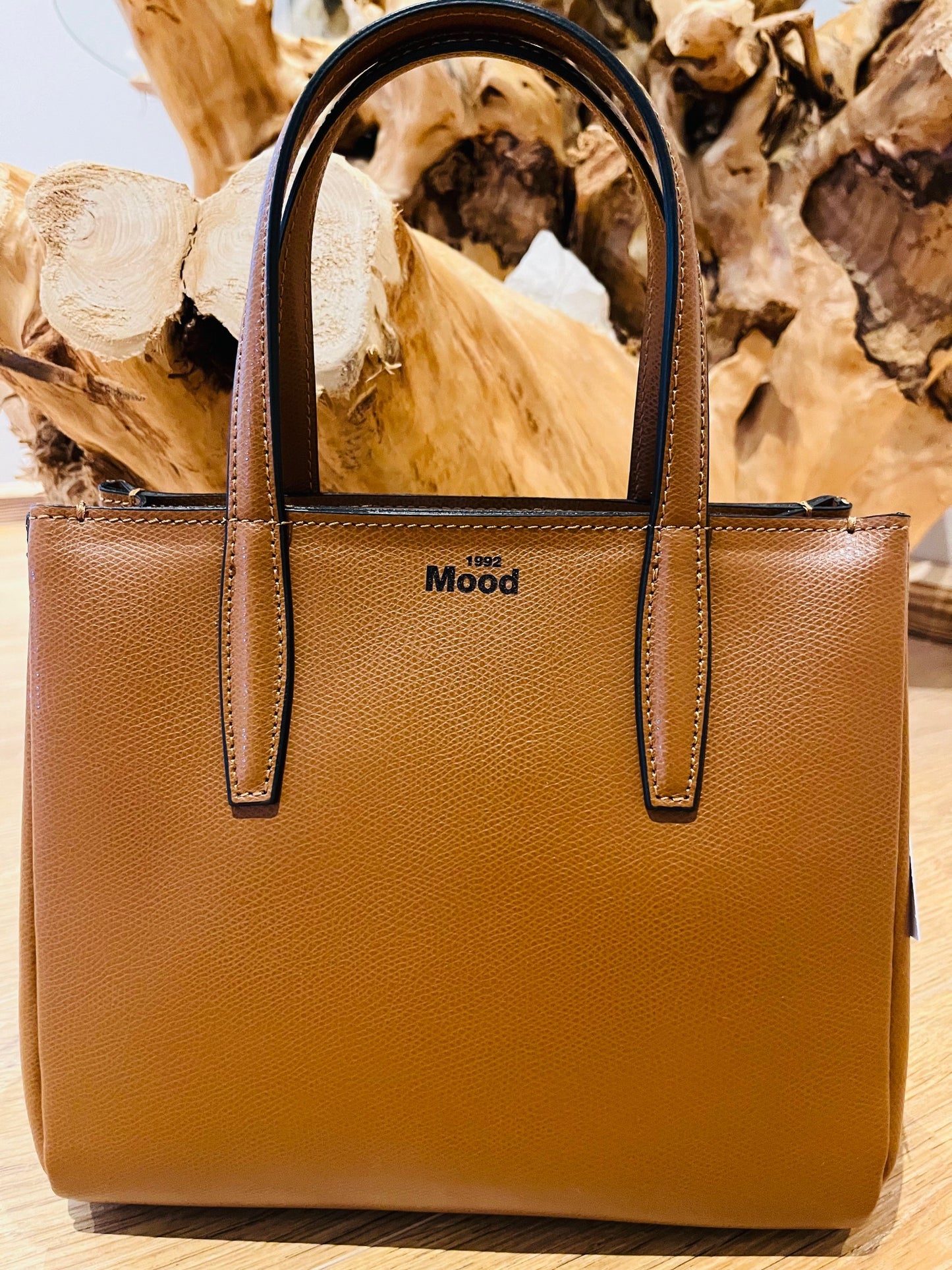 Borsa “Cipro” – Eleganza Essenziale