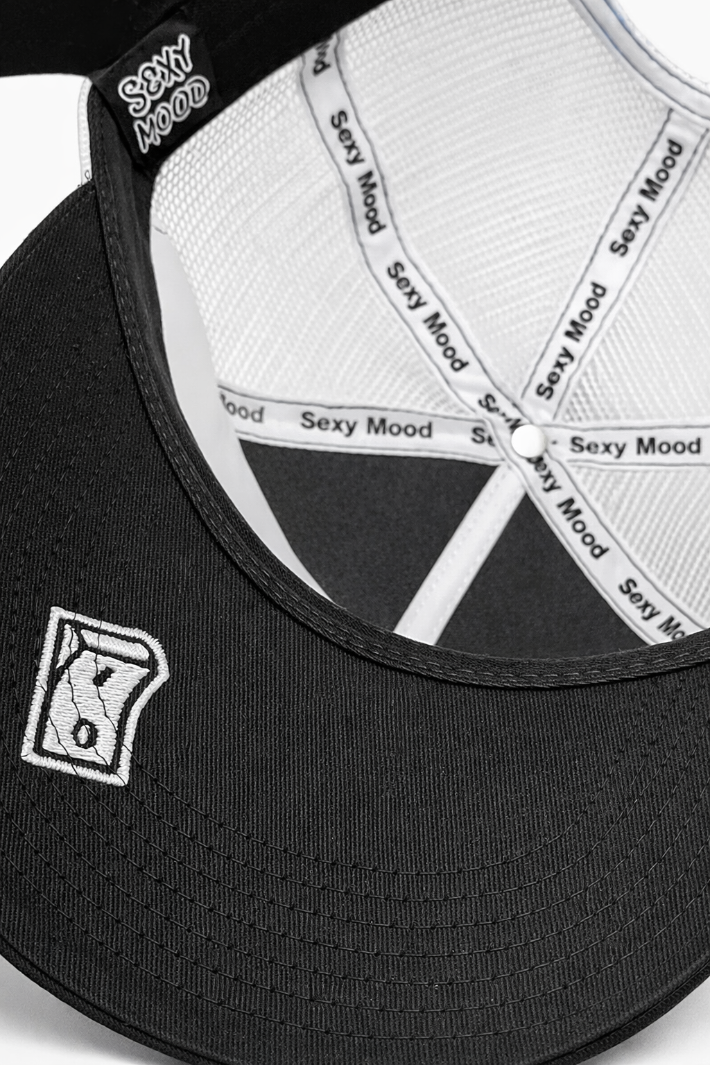 NEW!!! Trucker Hat White Mood