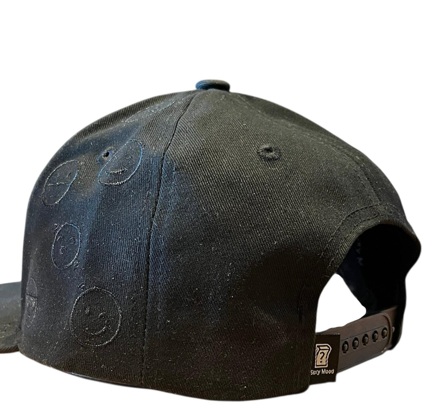 Cappello Snapback Nero con Emoji Ricamate – SexyMood